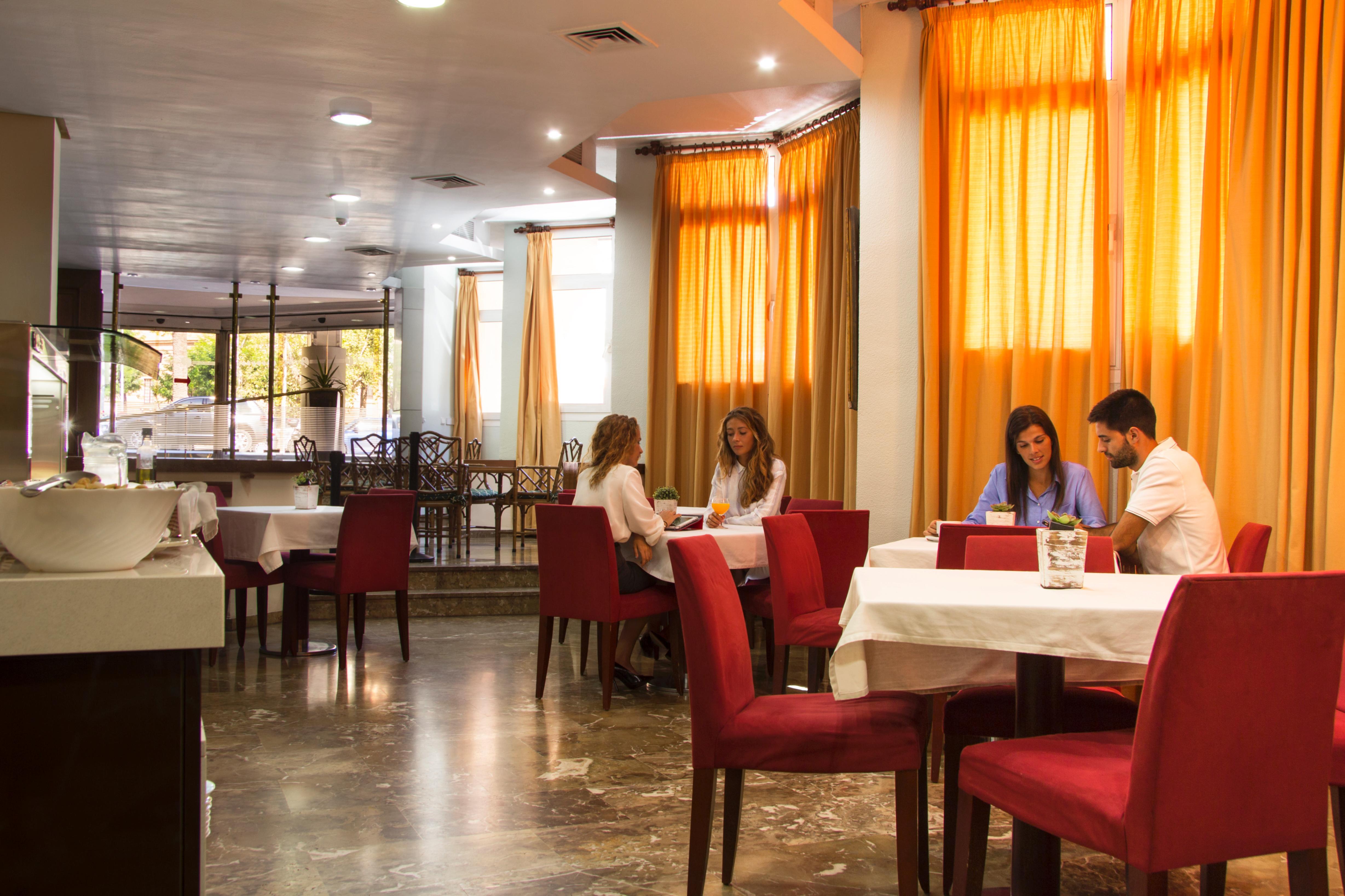 Pasarela Hotel Seville