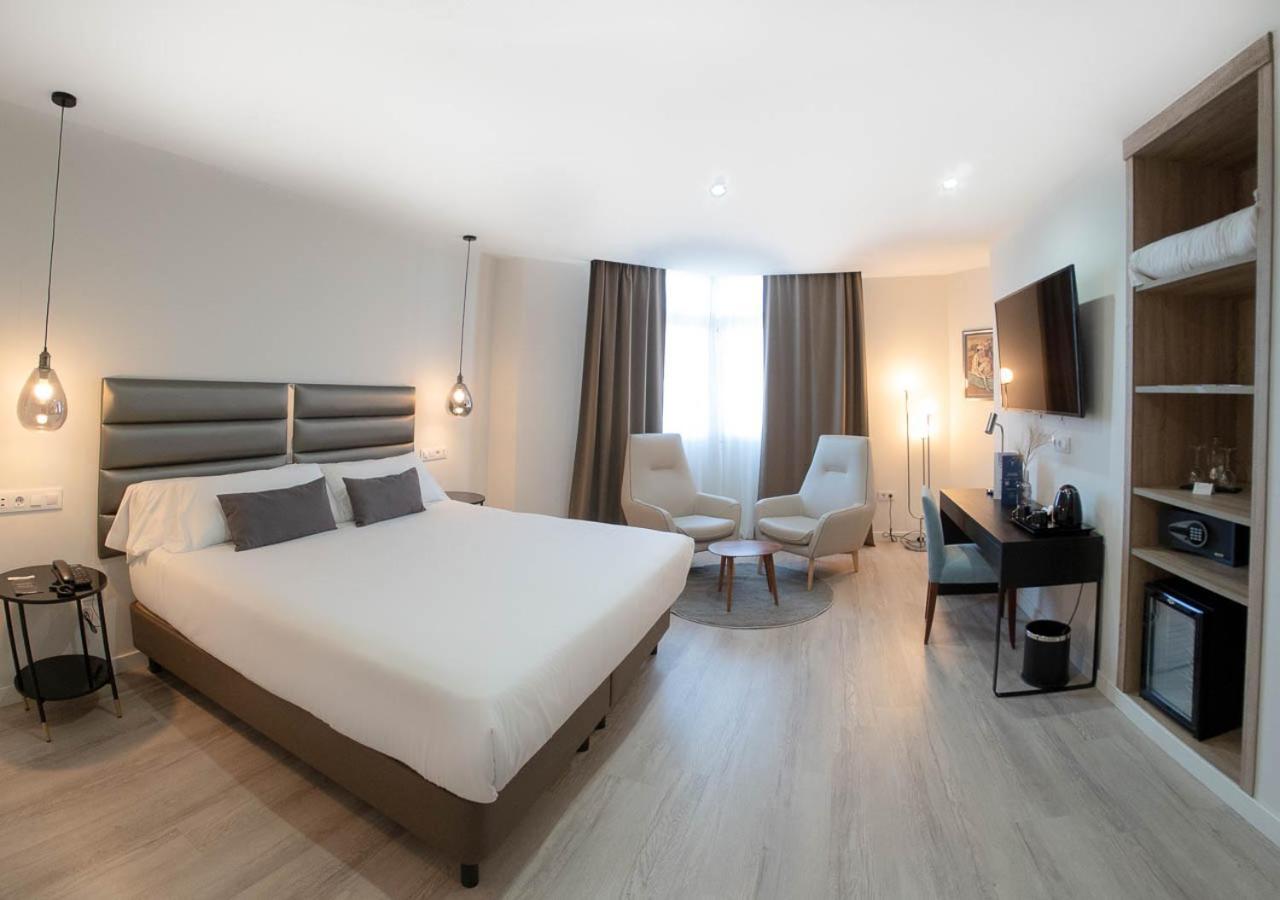 Hotel Pasarela